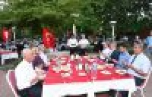 Şehit aileleri ve gaziler 15 Temmuz yemeğinde buluştu