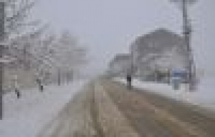 SİNCİK'TE KAR YAĞIŞI ETKİLİ OLMAYA DEVAM EDİYOR