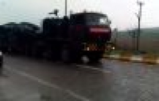 Sınıra askeri araç sevkiyatı sürüyor