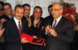 Süleyman Kılınç mührü aldı