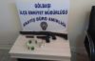 Şüpheli araç içerisinden pompalı av tüfeği çıktı