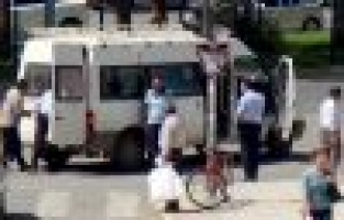 Şüpheli araç polisi harekete geçirdi