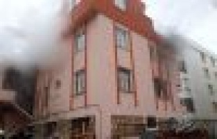 Suriyeli ailenin oturduğu evde yangın