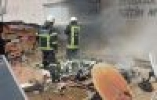 Suriyelilerin Kaldığı İkametin Terasında Yangın