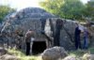 Tarihi kadın mezar bulundu