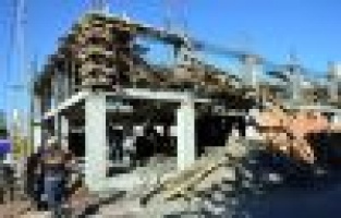 Tavanı Çöken İnşaattan Düşen İşçi Yaralandı