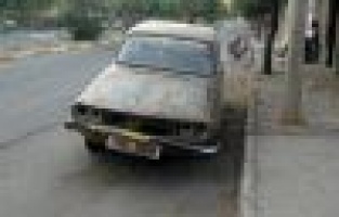 Terkedilmiş Otomobil Kaldırılmayı Bekliyor