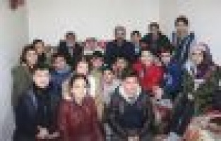 Topladıkları harçlıkları Hacı Dede ile İmmihan Nine'ye verdiler