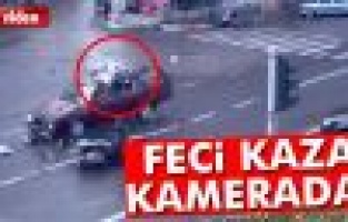 Trafik kazaları MOBESE kameralarına yansıdı