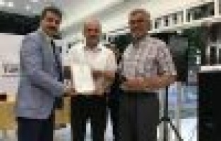 Türk Kızılay’ı bağışcılarına madalya