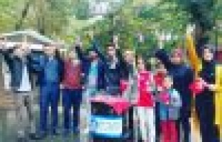 Ülkücülerden, Vatandaşlara Türk Bayrağı