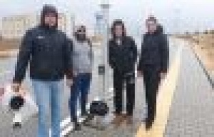 Üniversiteli öğrencilerden örnek davranış