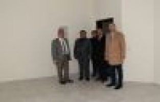 Vali Aykut Pekmez okul inşaatını inceledi