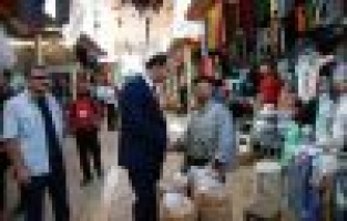 Vali Erin’den, esnafa ziyaret