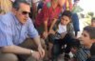  Vali Kalkancı Suriyeli misafirleri dinledi