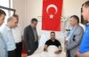 Vali Kalkancı Tunceli gazisine geçmiş olsun dileklerinde bulundu