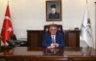 Vali Pekmez’den 30 Ağustos Zafer Bayramını kutladı