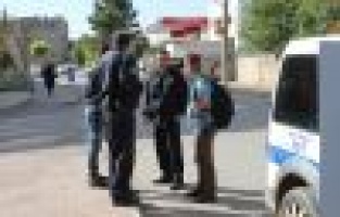 Vatandaşın ihbar ettiği şüpheli kişi polis çıktı