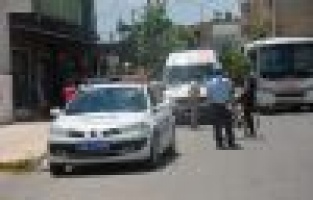 VİCDANSIZ SÜRÜCÜ ÇARPIP KAÇTI