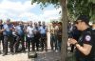 Yeni alınan polis motorları için kurban kesildi