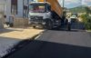 Yeni Mahallede asfalt çalışması yapıldı