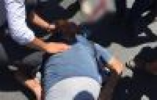 Yolcu otobüsü ile motosiklet çarpıştı: 1 yaralı