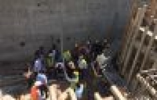 Yüksekten düşen işçi yaralandı