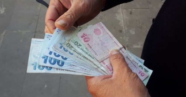 112 görevlisi ATMde unutulan parayı polise teslim etti
