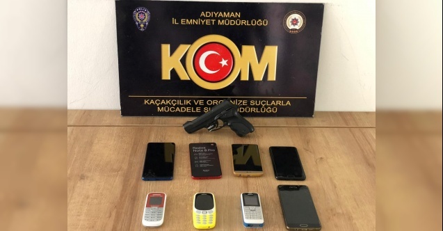 Adıyamanda kaçak cep telefonu ele geçirildi