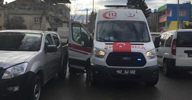 İki otomobil çapıştı: 1 yaralı