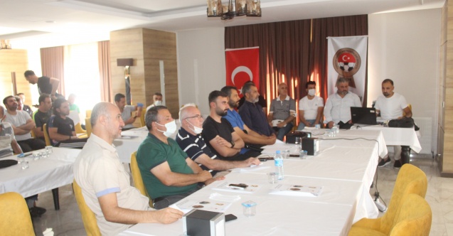 Adıyaman'da antrenörlere gelişim semineri