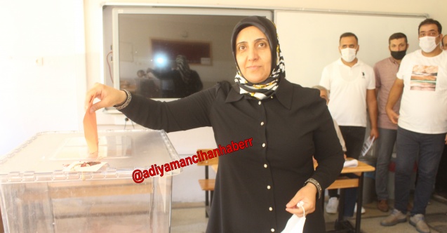 Hayatını kaybeden fenomen muhtarın yeri artık eşine emanet