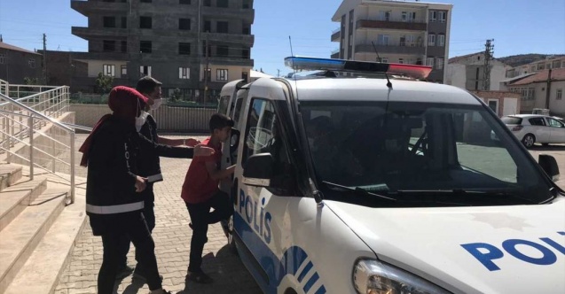 Öğrenciyi sınava polis ekipleri yetiştirdi