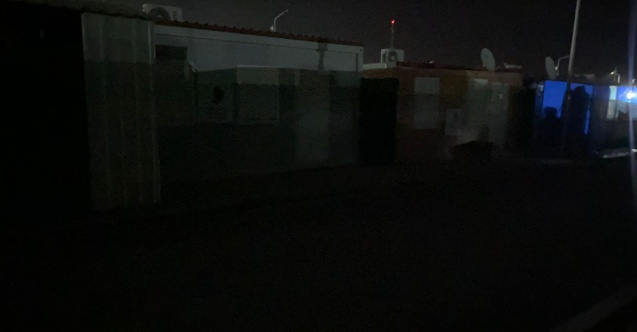 Depremzedeler Karanlığa Mahkum Edildi