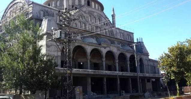  Adıyaman Hastane Camiinin inşaatı yeniden başladı