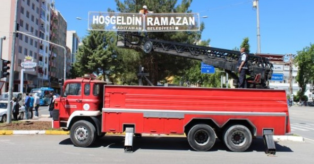 Adıyaman #39;Hoş geldin Ramazan#39; ışıklarıyla süslendi