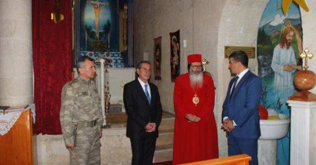 Adıyaman protokolü Süryanilerin Noelini kutladı