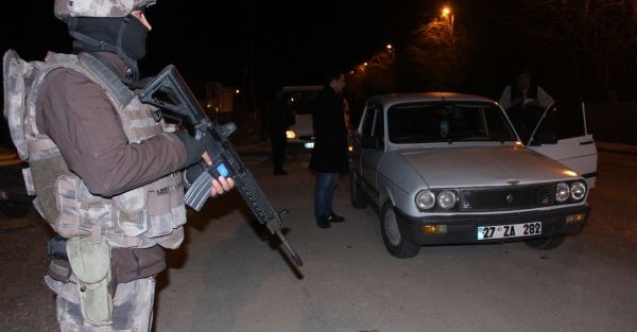 Adıyamanda 400 polisle asayiş uygulaması 