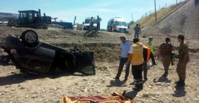 Adıyamanda, Feci Kaza: 2 Ölü, 3 Yaralı 