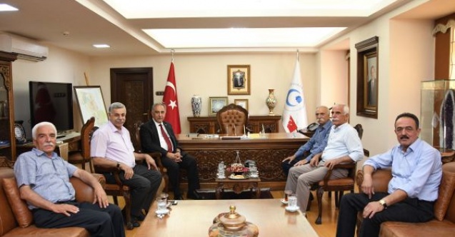 Alevi kanaat önderleri Rektör Turgut ile bir araya geldi