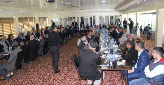 Aşiret mensupları terör örgütleri hakkında bilgilendirildi