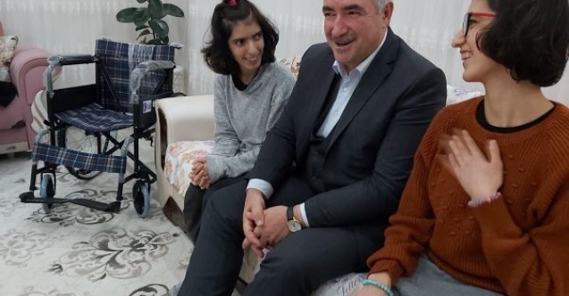 Başkan Turanlıdan engelli kardeşlere sürpriz ziyaret