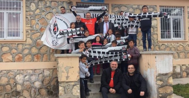 Beşiktaşlılar Derneği#39;nden Adıyamanlı çocuklara anlamlı hediye