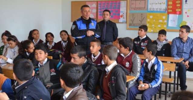 Besni Emniyet Müdürlüğünden Eğitime Tam Destek