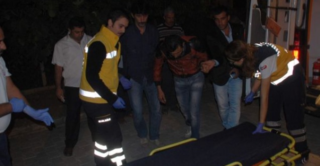 Defalarca Bıçaklandı, Yetmedi Kafasına Sopayla Vuruldu