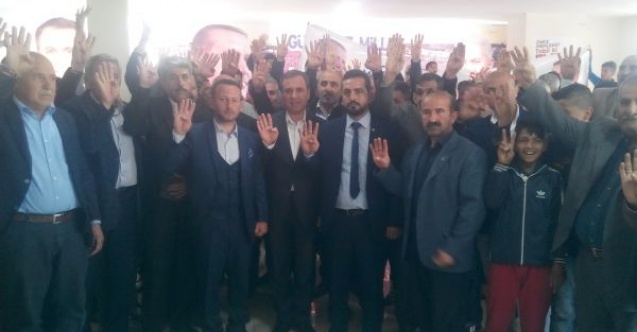 Dolunay Partisi#39;nden istifa ederek AK Parti#39;ye katıldılar