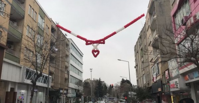 Esnaf 14 Şubat Sevgililer Gününü hazırlanıyor