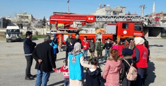 Gençlik merkezi öğrencilerine itfaiye mesleği anlatıldı