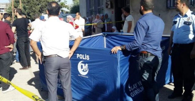 Halıları Toplarken Damdan Düşerek Can Verdi 