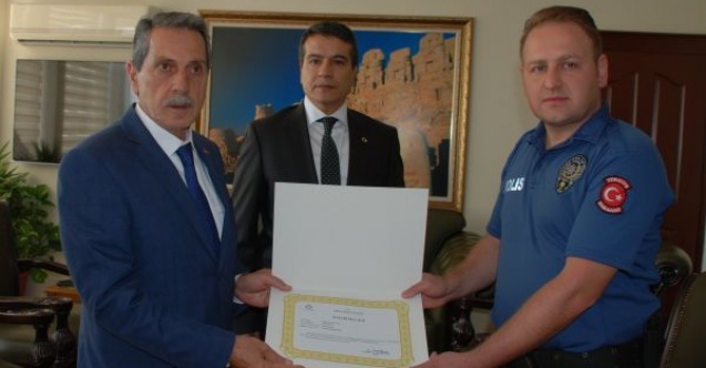 Helal olsun sana temiz kalpli kahraman polis